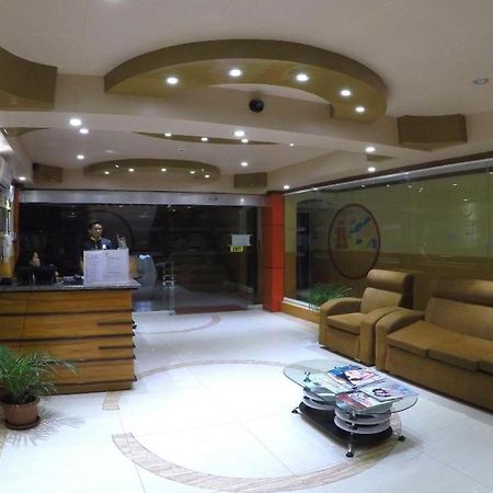Reddoorz Plus @ Taj Hotel Tuguegarao Εξωτερικό φωτογραφία