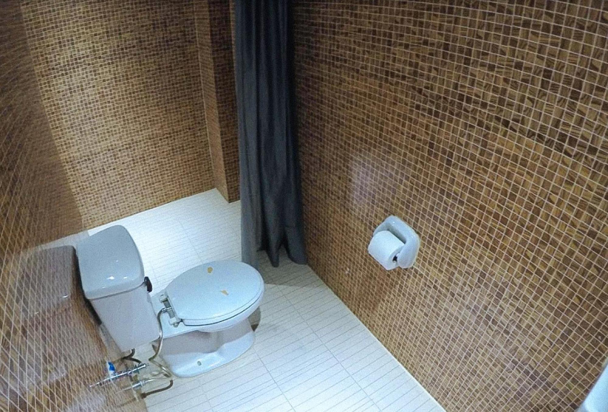 Reddoorz Plus @ Taj Hotel Tuguegarao Εξωτερικό φωτογραφία